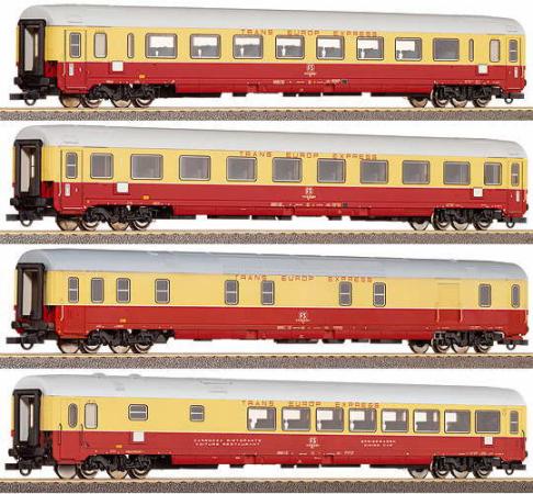 Set of 4 Passenger cars in TEE livery<br /><a href='images/pictures/Roco/45906.jpg' target='_blank'>Full size image</a>